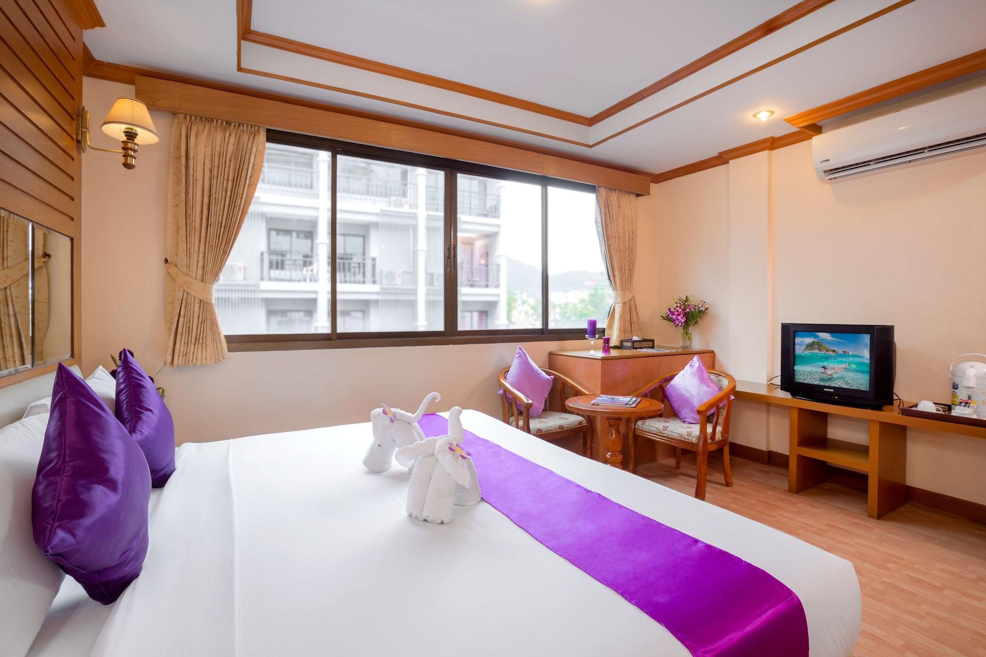 Bangkok Residence Patong Esterno foto